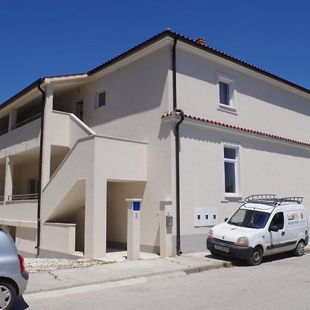 Holiday Apartment Dunja Πούλα Εξωτερικό φωτογραφία