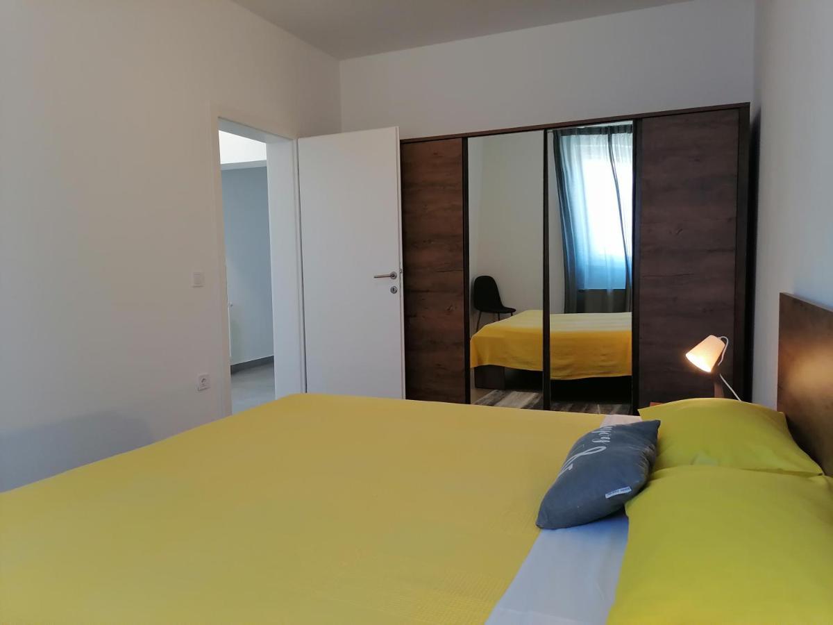 Holiday Apartment Dunja Πούλα Εξωτερικό φωτογραφία
