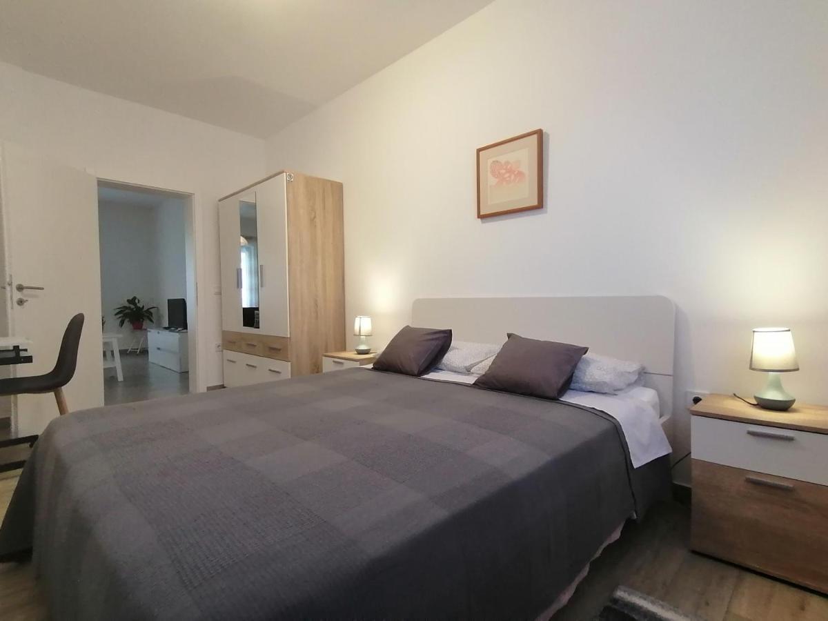 Holiday Apartment Dunja Πούλα Εξωτερικό φωτογραφία
