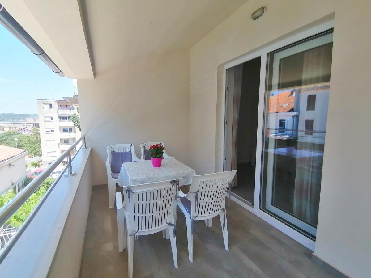 Holiday Apartment Dunja Πούλα Εξωτερικό φωτογραφία
