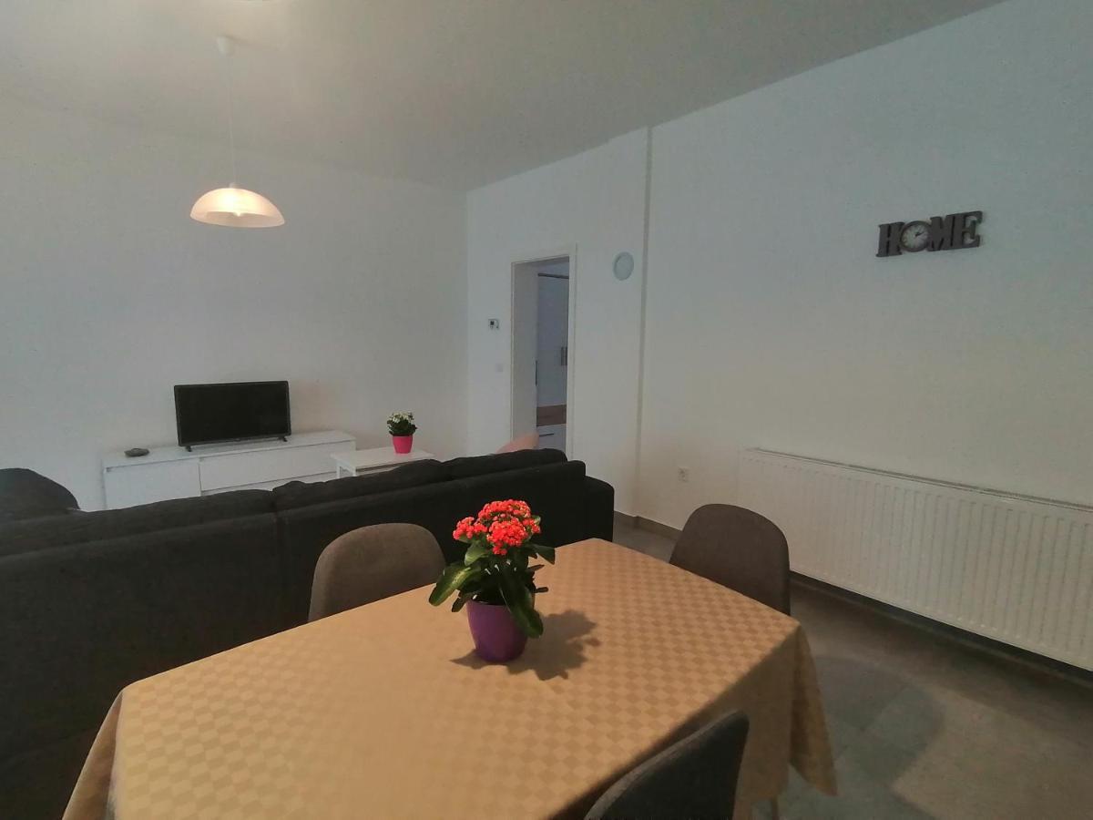Holiday Apartment Dunja Πούλα Εξωτερικό φωτογραφία