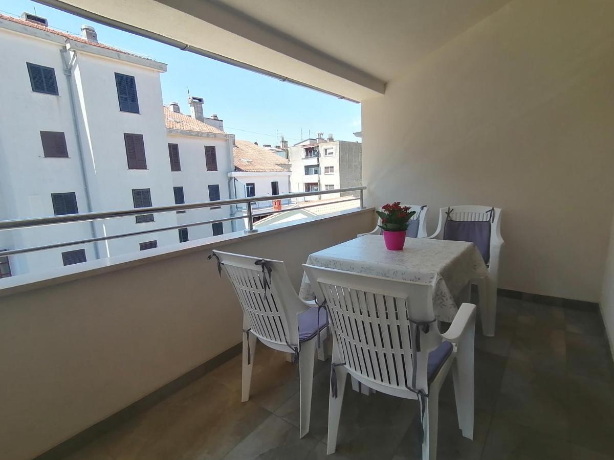 Holiday Apartment Dunja Πούλα Εξωτερικό φωτογραφία
